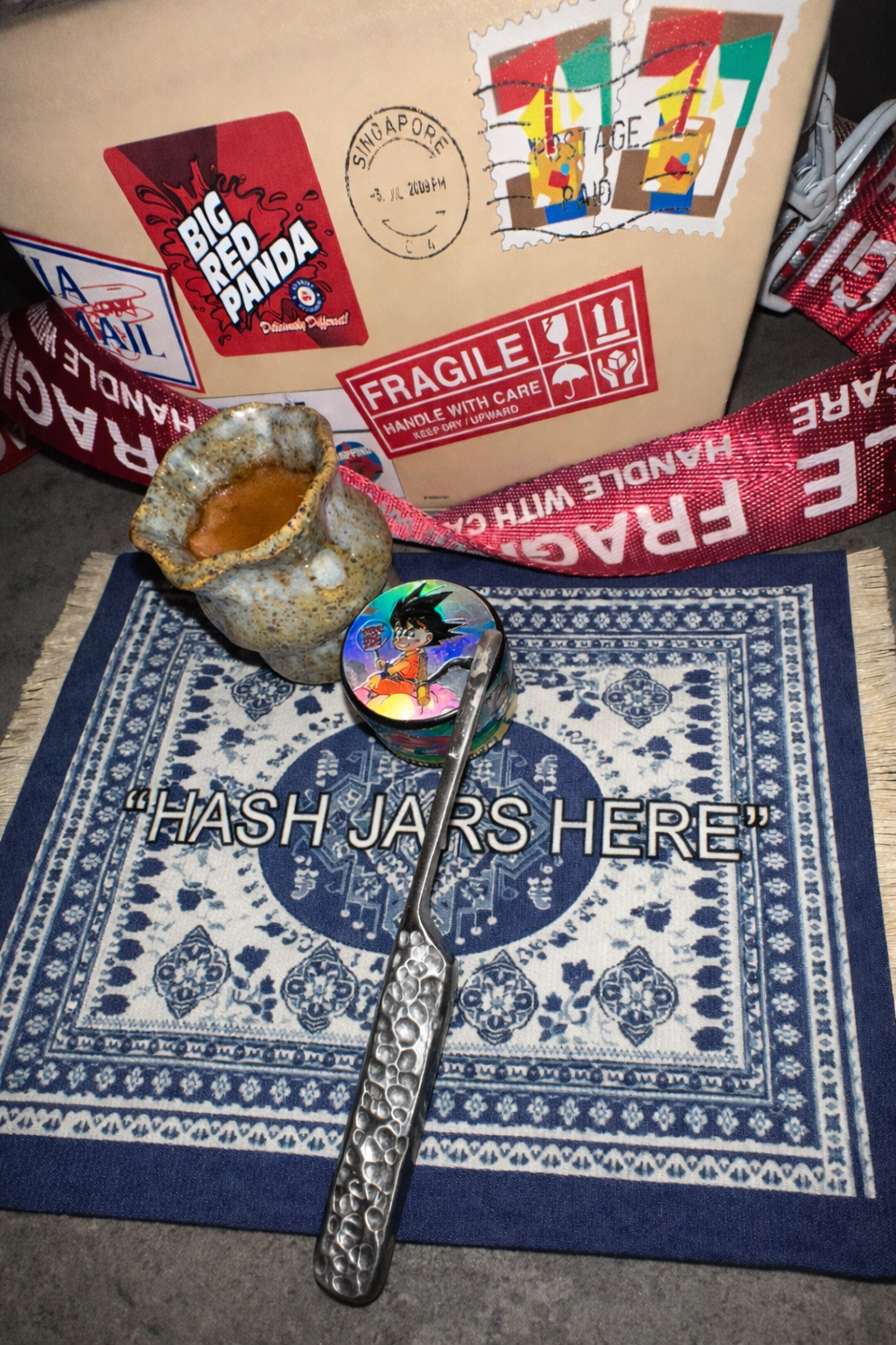 BLUE HASH JARS HERE RUB